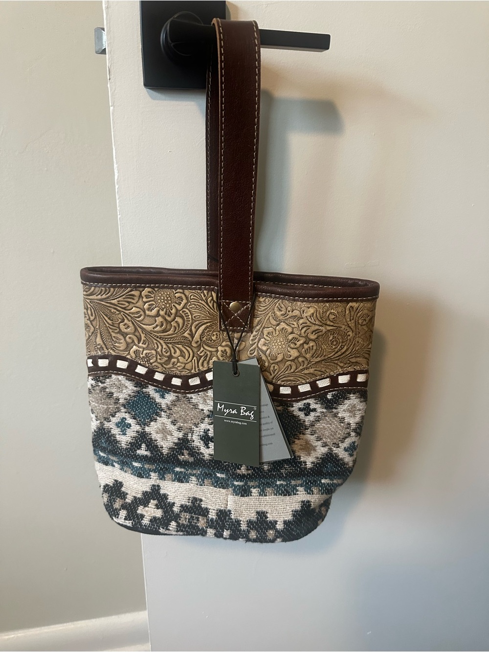 NWT Myra Bag Brown & Teal Textured Shoulder Tote
